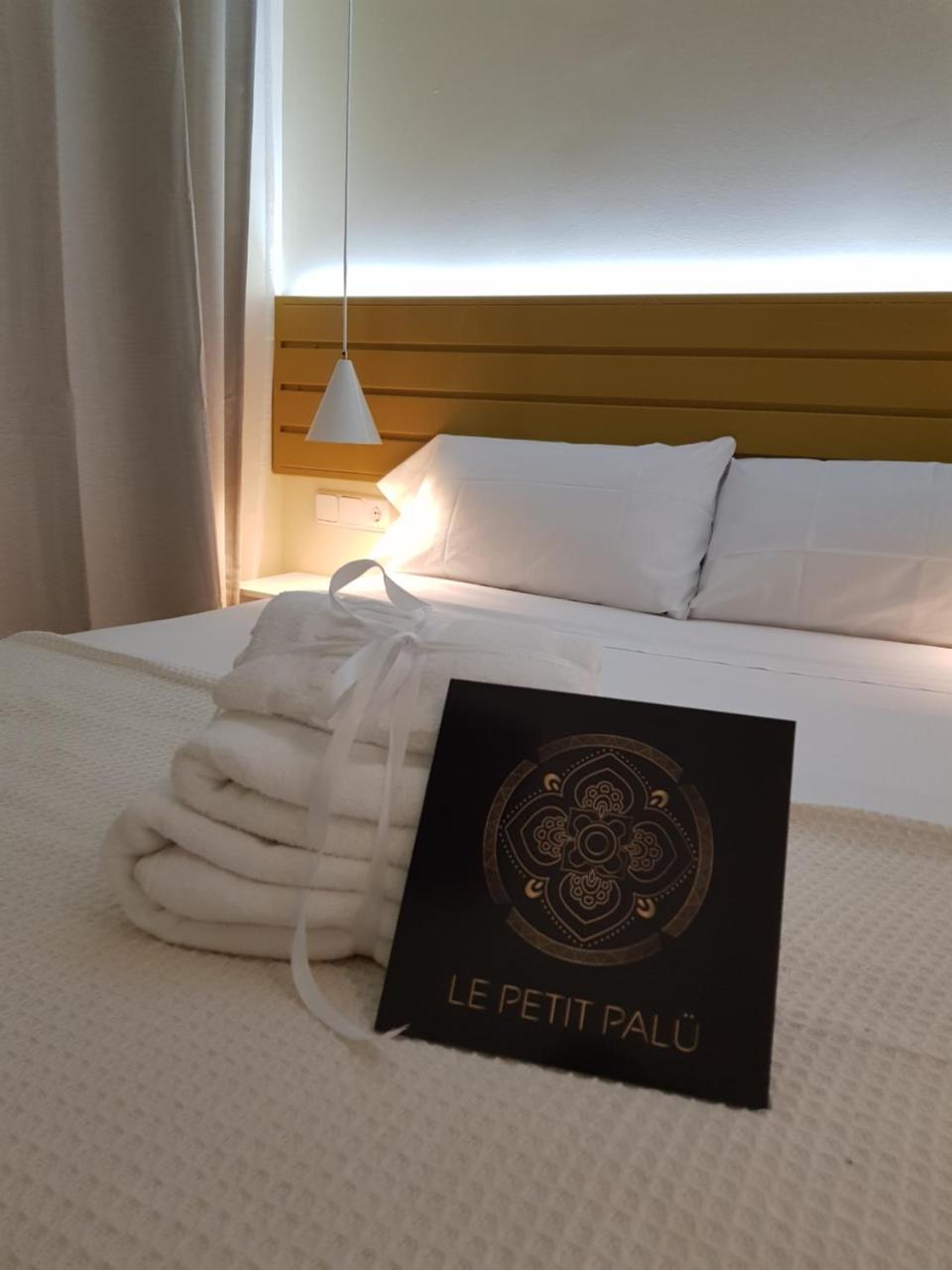 Hotel Le Petit Palue-Fuencarral Madrid Exterior foto